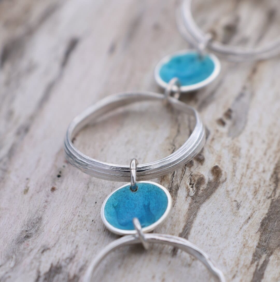 Sea Ribbons Reflections Necklet - Image 4