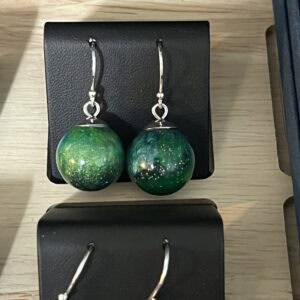 Aurora Borealis bead earrings. - Image 9