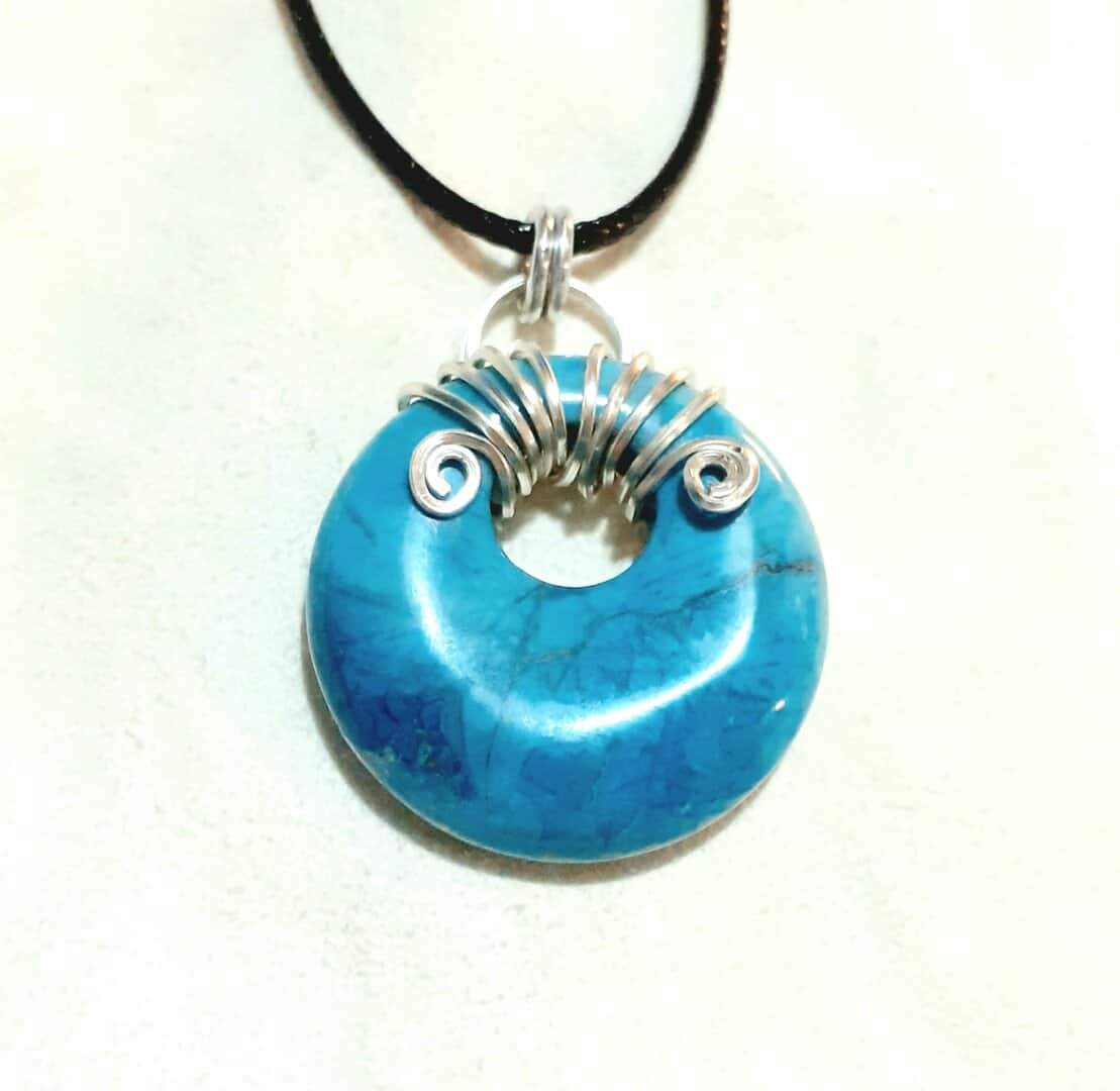 Turquoise Donut Wrapped Necklace - Image 3