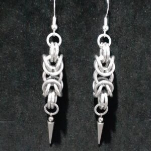 Chainmaille Playful Earrings - Image 3