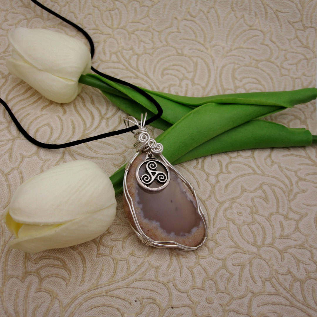 Celtic, Grey, Agate, Pendant, Unisex - Image 3
