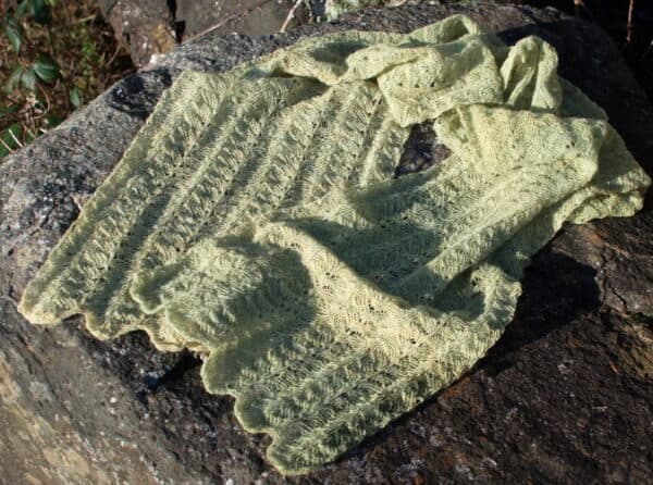 Cobweb Scarf in green