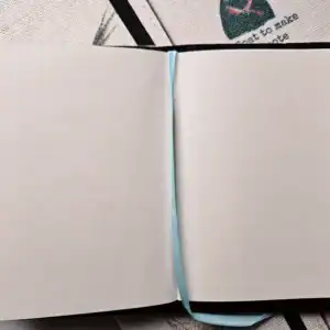 Bee organised - A6 linen notepad - Image 3