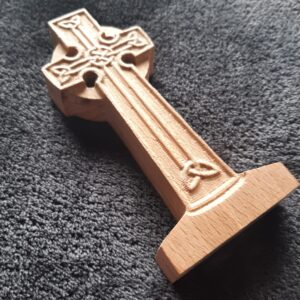 Celtic Cross with base - Image 3